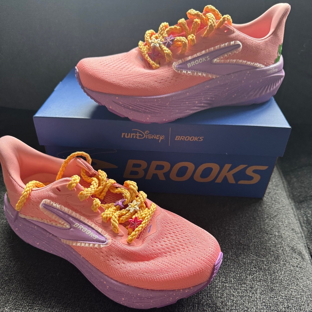 Limited-Edition Ghost 17 Rapunzel Women’s 8.5 Sneakers